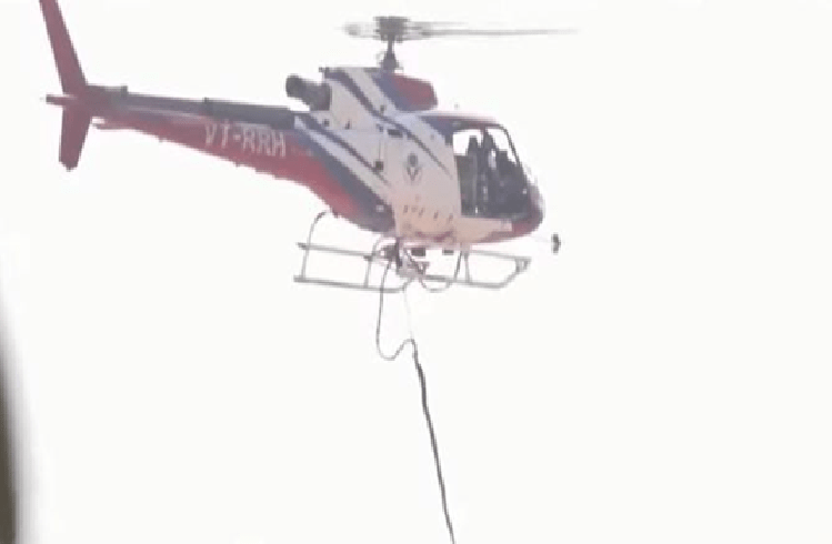 BIG NEWS : ಲಕ್ಕುಂಡಿಯಲ್ಲಿ ಹೆಲಿಕ್ಯಾಪ್ಟರ್ ಮೂಲಕ ಚಿನ್ನ, ನಿಧಿ ನಿಕ್ಷೇಪಗಳ ಶೋಧ ಕಾರ್ಯಕ್ಕೆ ಮುಂದಾದ ರಾಜ್ಯ ಸರ್ಕಾರ