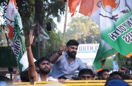 ದೆಹಲಿಯಲ್ಲಿ ಯುವ ಕಾಂಗ್ರೆಸ್ ಬೃಹತ್ ಪ್ರತಿಭಟನೆ: ಮಂಜುನಾಥ್ ಗೌಡ ನೇತೃತ್ವದಲ್ಲಿ ರಾಜ್ಯದ ಕಾರ್ಯಕರ್ತರು ಭಾಗಿ