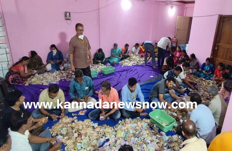 ಸಾಗರದ ಮಾರಿಕಾಂಬೆಗೆ ಹರಿದು ಬಂದ ಕಾಣಿಕೆ: ಬರೋಬ್ಬರಿ 77 ಲಕ್ಷದ 40 ಸಾವಿರ ಹುಂಡಿ ಹಣ ಸಂಗ್ರಹ