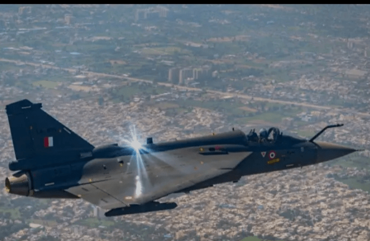 BREAKING: ಮತ್ತೆ ಪತನಗೊಂಡ ತೇಜಸ್ ಯುದ್ಧ ವಿಮಾನ: ಪೈಲಟ್ ಸುರಕ್ಷಿತ, ತಾಂತ್ರಿಕ ದೋಷದ ಶಂಕೆ!