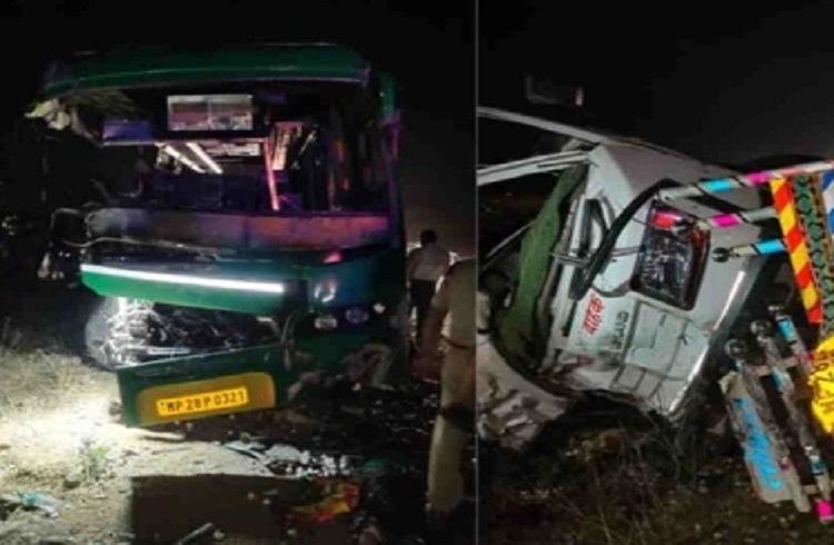 BREAKING: ಮಧ್ಯಪ್ರದೇಶದಲ್ಲಿ ಭೀಕರ ರಸ್ತೆ ಅಪಘಾತ: ಮೂವರು ಮಹಿಳೆಯರು ಸೇರಿ 10 ಪ್ರಯಾಣಿಕರು ಸಾವು !