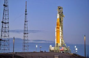 50 ವರ್ಷಗಳ ನಂತರ ಮತ್ತೆ ಚಂದಿರನತ್ತ ಮಾನವ: ಏ.2ಕ್ಕೆ ನಾಸಾದಿಂದ ಆರ್ಟೆಮಿಸ್-2 ಲಾಂಚ್ | Artemis-II Moon rocket