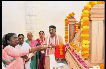 ಪ್ರಭು ಶ್ರೀರಾಮನಿಗೆ ನಮಿಸುವುದು ಭಾರತ ಮಾತೆಗೆ ಸಲ್ಲಿಸುವ ಗೌರವಕ್ಕೆ ಸಮಾನ: ರಾಷ್ಟ್ರಪತಿ ದ್ರೌಪದಿ ಮುರ್ಮು