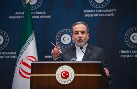 US Israel Iran War: ಖಮೇನಿ ಹಾದಿಯಲ್ಲೇ ಇರಾನ್ ಸಾಗಲಿದೆ: ಅಮೆರಿಕ-ಇಸ್ರೇಲ್ ವಿರುದ್ಧ ಕಿಡಿಕಾರಿದ ಇರಾನ್ ವಿದೇಶಾಂಗ ಸಚಿವ