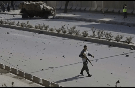 BREAKING: ಕಾಬೂಲ್ ರಣರಂಗ: ಪಾಕಿಸ್ತಾನಿ ವಿಮಾನದ ಮೇಲೆ ಅಫ್ಘಾನ್ ಪಡೆಗಳಿಂದ ಗುಂಡಿನ ದಾಳಿ; ಭೀಕರ ಸ್ಫೋಟ!