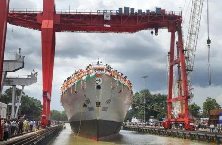 ಭಾರತೀಯ ನೌಕಾಪಡೆಗೆ ಮೂರು ಅತ್ಯಾಧುನಿಕ ಸ್ವದೇಶಿ ಯುದ್ಧನೌಕೆಗಳ ಸೇರ್ಪಡೆ: ಸಮುದ್ರದಲ್ಲಿ ಹೆಚ್ಚಿದ ಭಾರತದ ಶಕ್ತಿ