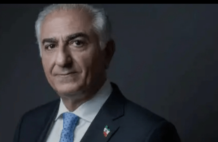 ಟ್ರಂಪ್ ಮಾಸ್ಟರ್ ಪ್ಲಾನ್: ಇರಾನ್ನ ಮುಂದಿನ ನಾಯಕ ರೆಜಾ ಪಹ್ಲವಿ? ವಿಶ್ವ ರಾಜಕಾರಣದಲ್ಲಿ ಹೊಸ ಸಂಚಲನ!