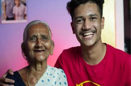 ಮುಗ್ಧ ನಗೆಯ ‘ರೀಲ್ಸ್ ಅಜ್ಜಿ’ ಇನ್ನಿಲ್ಲ: 93ರ ಹರೆಯದಲ್ಲೂ ಮಿಂಚಿದ್ದ ಯಲ್ಲಾಪುರದ ‘ಲಕ್ಷ್ಮಿ ನಾಯ್ಕ’ ವಿಧಿವಶ