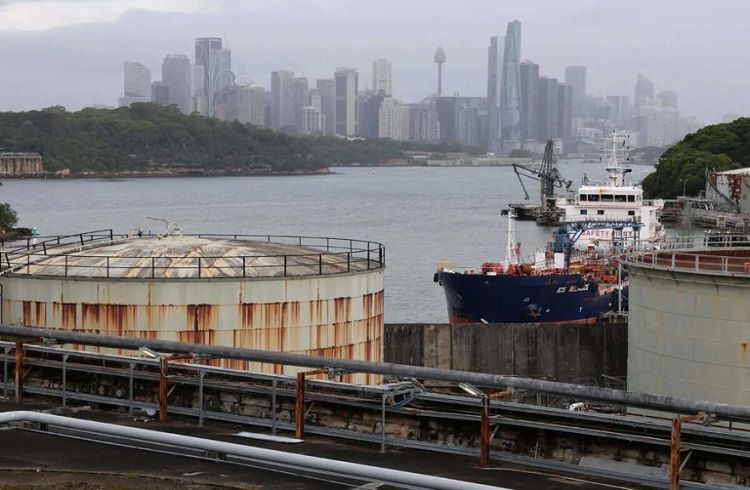 ಸಂಕಷ್ಟದ ಸಮಯದಲ್ಲಿ ಶ್ರೀಲಂಕಾಕ್ಕೆ ಭಾರತದ ನೆರವು: 38,000 ಮೆಟ್ರಿಕ್ ಟನ್ ಇಂಧನ ಪೂರೈಕೆ!