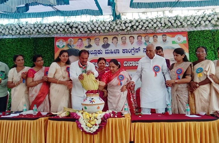 ಮಹಿಳೆಯರು ಎಲ್ಲಾ ಕ್ಷೇತ್ರಗಳಲ್ಲೂ ಯಶಸ್ವಿಯಾಗಿ ಮುನ್ನಡೆಯಬೇಕು: MLC ಬಲ್ಕಿಶ್ ಬಾನು