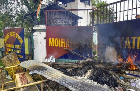 BREAKING: ಮಣಿಪುರದಲ್ಲಿ ಮತ್ತೆ ಭುಗಿಲೆದ್ದ ಹಿಂಸಾಚಾರ: ರಾಕೆಟ್ ದಾಳಿಯಲ್ಲಿ ಇಬ್ಬರು ಮಕ್ಕಳು ಸಾವು, ಇಂಟರ್ನೆಟ್ ಸೇವೆ ಸ್ಥಗಿತ