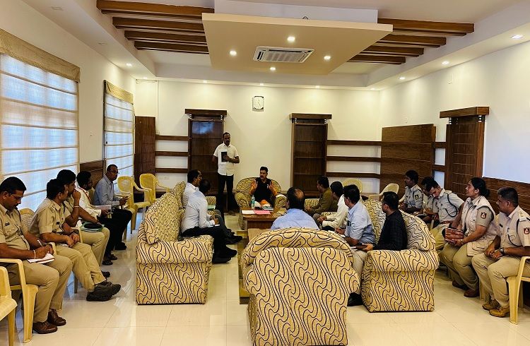 ರೈತರನ್ನು ಒಕ್ಕಲೆಬ್ಬಿಸಿದರೆ ಸುಮ್ಮನಿರುವುದಿಲ್ಲ: ಸಾಗರದ ಅರಣ್ಯಾಧಿಕಾರಿಗಳಿಗೆ ಶಾಸಕ ಬೇಳೂರು ಖಡಕ್ ಎಚ್ಚರಿಕೆ