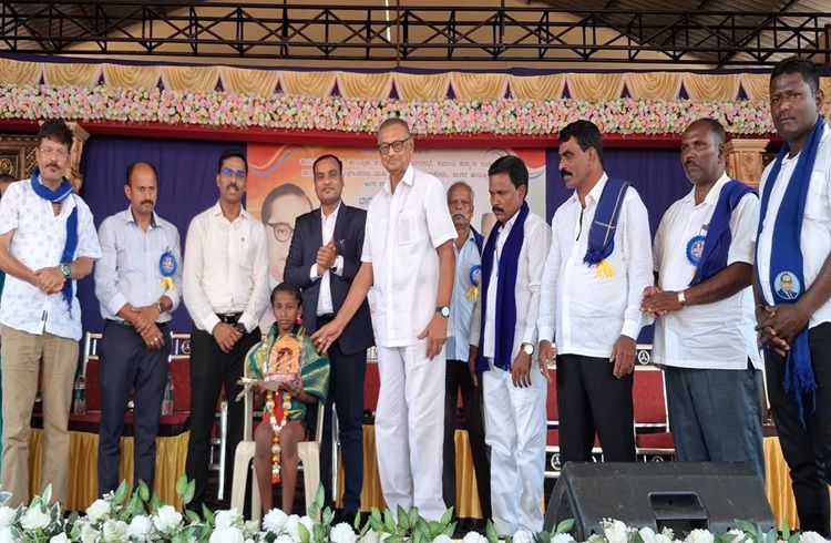 ಸಮ ಸಮಾಜದ ನಿರ್ಮಾಣಕ್ಕೆ ಅಂಬೇಡ್ಕರ್, ಬಾಬೂಜಿ ಕೊಡುಗೆ ಅನನ್ಯ: ಸಾಗರದಲ್ಲಿ ಜಯಂತ್ ಗುಣಗಾನ