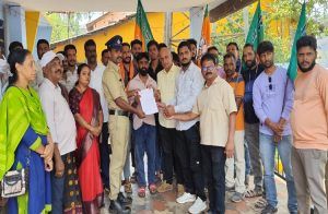 ಖರ್ಗೆ ಪ್ರಚೋದನಾಕಾರಿ ಭಾಷಣ: ಸಾಗರದಲ್ಲಿ ಬಿಜೆಪಿ ವತಿಯಿಂದ ಡಿವೈಎಸ್ಪಿಗೆ ಸೂಕ್ತ ಕ್ರಮಕ್ಕೆ ಮನವಿ ಸಲ್ಲಿಕೆ