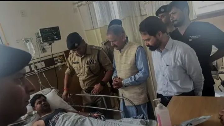 BREAKING: ಡೆಹ್ರಾಡೂನ್ ಆಸ್ಪತ್ರೆಯಲ್ಲಿ ಭೀಕರ ಎಸಿ ಸ್ಫೋಟ: ಭುಗಿಲೆದ್ದ ಬೆಂಕಿಗೆ ವೃದ್ಧೆ ಬಲಿ, 16 ಮಂದಿಗೆ ಗಂಭೀರ ಗಾಯ!