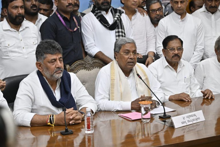 BREAKING: ಸಿಎಂ ಸ್ಥಾನಕ್ಕೆ ರಾಜೀನಾಮೆ ಬಳಿಕ ಸಿದ್ದರಾಮಯ್ಯ ವಿದಾಯದ ಭಾಷಣ; ಹೇಳಿದ್ದೇನು? ಇಲ್ಲಿದೆ ಓದಿ