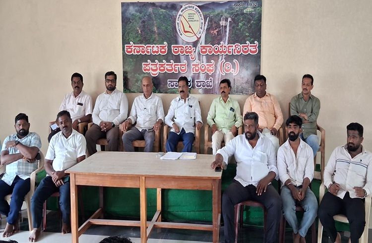 ಬಾಯಿ ಮಾತಿನ ಲೆಕ್ಕ ಬಿಟ್ಟು ದಾಖಲೆ ಬಿಡುಗಡೆ ಮಾಡಿ: ಮಧು ಬಂಗಾರಪ್ಪ, ಗೋಪಾಲಕೃಷ್ಣಗೆ ಹರತಾಳು ಹಾಲಪ್ಪ ಸವಾಲ್