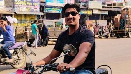 ಚನ್ನಗಿರಿ ನಲ್ಲೂರು ಮಾಜಿ ಗ್ರಾಪಂ ಅಧ್ಯಕ್ಷ ಅತಾವುಲ್ಲಾ ಕೊಲೆ ಪ್ರಕರಣದ ತನಿಖೆ ನಡೆಸುತ್ತಿರುವ ದಾವಣಗೆರೆ ಪೊಲೀಸರು - Channagiri Nelluru Former GP President Ataulla Murder Case Investigation Davanagere Police