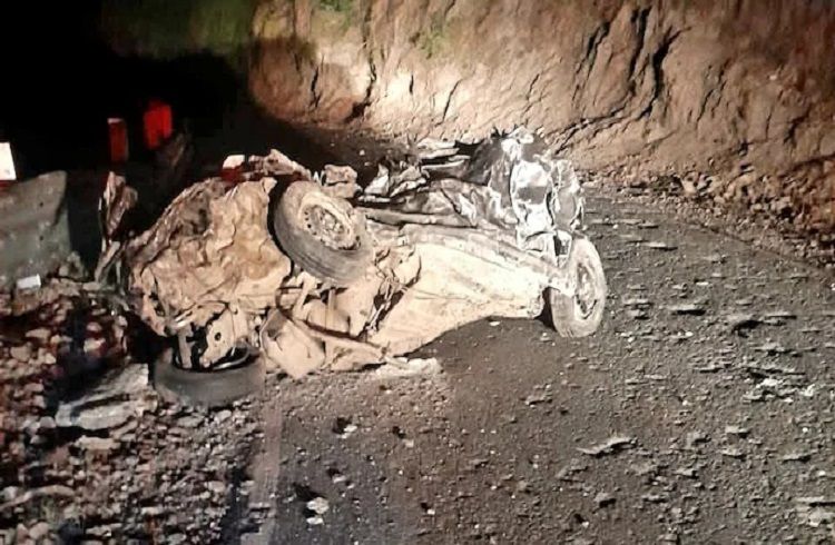 BREAKING : ಹಿಮಾಚಲ ಪ್ರದೇಶದಲ್ಲಿ ಘೋರ ದುರಂತ : ಕಾರು ಕಂದಕಕ್ಕೆ ಉರುಳಿಬಿದ್ದು 7 ಮಂದಿ ಸ್ಥಳದಲ್ಲೇ ಸಾವು.!