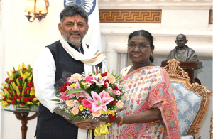BREAKING : ರಾಷ್ಟ್ರಪತಿ ದ್ರೌಪದಿ ಮುರ್ಮುರನ್ನು ಭೇಟಿಯಾದ ಮುಖ್ಯಮಂತ್ರಿ ಡಿಕೆ ಶಿವಕುಮಾರ್