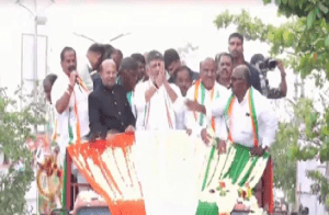 BREAKING : ನೂತನ ಸಿಎಂ ಬಳಿಕ ಮೊದಲ ಬಾರಿ ಸ್ವಕ್ಷೇತ್ರಕ್ಕೆ ಡಿಕೆ ಶಿವಕುಮಾರ್ ಭೇಟಿ : ಅಭಿಮಾನಿಗಳಿಂದ ಅದ್ದೂರಿ ಸ್ವಾಗತ