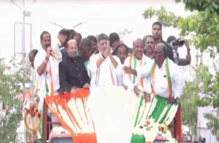 BREAKING : ನೂತನ ಸಿಎಂ ಬಳಿಕ ಮೊದಲ ಬಾರಿ ಸ್ವಕ್ಷೇತ್ರಕ್ಕೆ ಡಿಕೆ ಶಿವಕುಮಾರ್ ಭೇಟಿ : ಅಭಿಮಾನಿಗಳಿಂದ ಅದ್ದೂರಿ ಸ್ವಾಗತ
