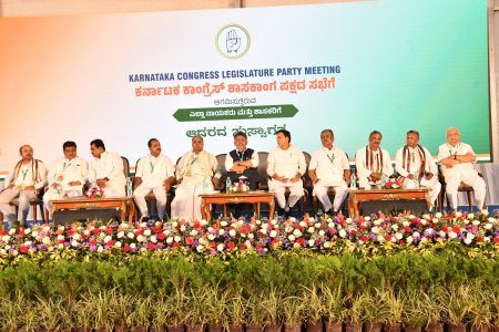 ವಂಡರ್ ಲಾದಲ್ಲಿ ಸಿಎಂ ಡಿ.ಕೆ ಶಿವಕುಮಾರ್ ನೇತೃತ್ವದಲ್ಲಿ ನಡೆದ ಕಾಂಗ್ರೆಸ್ ಶಾಸಕಾಂಗ ಪಕ್ಷದ ಮಹತ್ವದ ಸಭೆ