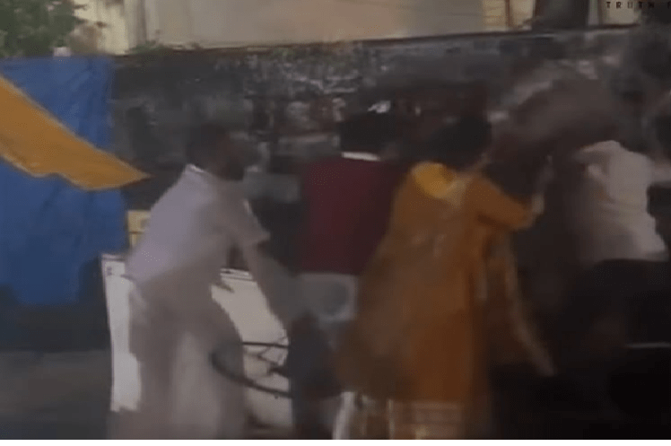 ಉಡುಪಿಯಲ್ಲಿ ವಾಹನಕ್ಕೆ ಸೈಡ್ ನೀಡುವ ವಿಚಾರಕ್ಕೆ ಗಲಾಟೆ: ಪ್ರವಾಸಿಗರು-ಸ್ಥಳೀಯ ವ್ಯಕ್ತಿಯ ನಡುವೆ ಮಾರಾಮಾರಿ!