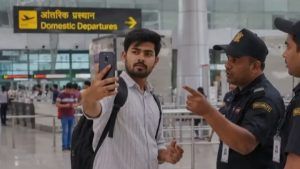 ವಿಮಾನ ನಿಲ್ದಾಣಗಳಲ್ಲಿ ರೀಲ್ಸ್ ಮಾಡಿದರೆ ಎಚ್ಚರ: ಭಾರಿ ದಂಡದ ಜೊತೆಗೆ ವಿಮಾನಯಾನ ನಿಷೇಧದ ಭೀತಿ!