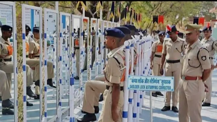 ಬ್ರಿಟಿಷ್ ಗುಲಾಮಗಿರಿಯ ಸಂಕೇತಗಳಿಗೆ ಮುಕ್ತಿ: ವಸಾಹತುಶಾಹಿ ಉಡುಪು ಕೈಬಿಟ್ಟು, ‘ಬಂಡಿ ಜಾಕೆಟ್’ ಒಳಗೊಂಡ ಹೊಸ ಯುನಿಫಾರ್ಮ್ ಕೋಡ್ ಜಾರಿಗೆ ತಂದ ಭಾರತೀಯ ಸೇನೆ!