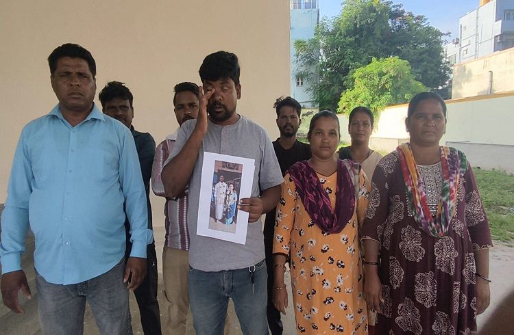 SHOCKING : ಸ್ನೇಹಿತನ ಹೆಂಡತಿ ಜೊತೆಗೆ ಎಸ್ಕೇಪ್ ಆದ ಭೂಪ: ಇಬ್ಬಿಬ್ಬರು ಮಕ್ಕಳನ್ನು ಬಿಟ್ಟು ಓಡಿಹೋಗಿ ಮದುವೆಯಾದ ಜೋಡಿ.!