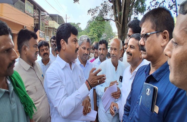 ಸಾಗರದ ಉಳ್ಳೂರು-ತ್ಯಾಗರ್ತಿ ವಿದ್ಯುತ್ ಲೈನ್ ಕಾಮಗಾರಿ ತ್ವರಿತವಾಗಿ ಮುಗಿಸಿ: MP ಬಿವೈ ರಾಘವೇಂದ್ರಗೆ ಗ್ರಾಮಸ್ಥರ ಮನವಿ